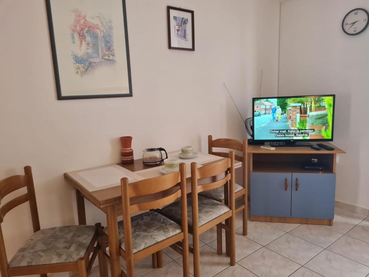 Apartments Kesic Barbat na Rabu 外观 照片