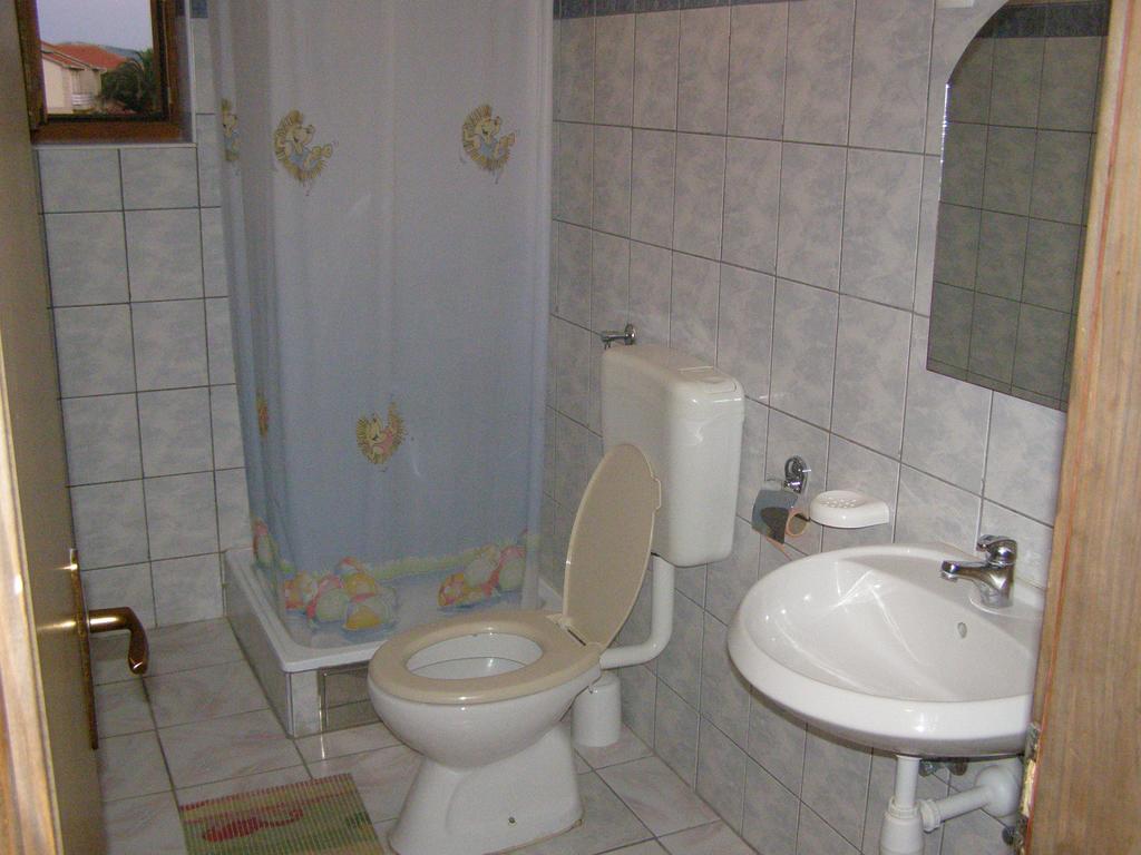 Apartments Kesic Barbat na Rabu 外观 照片